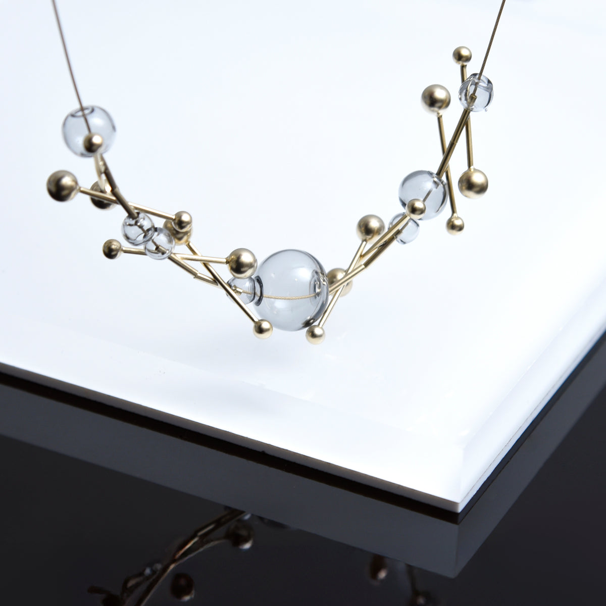 Vevé Necklace