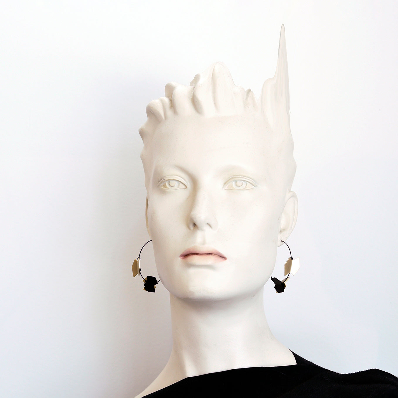 Leslie Hoop Earrings
