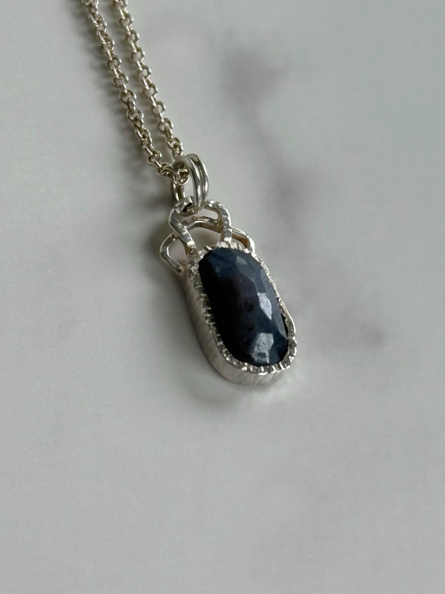 Art Deco Blue Sapphire Necklace