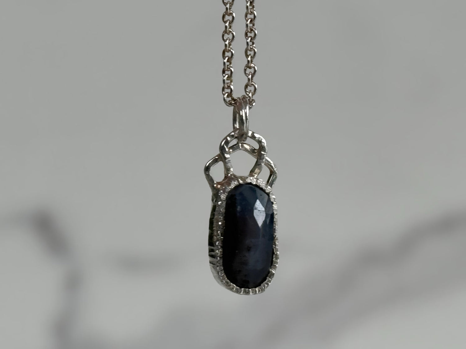 Art Deco Blue Sapphire Necklace