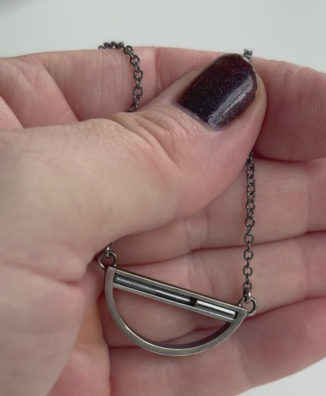 Semicircle Solo Slide Necklace