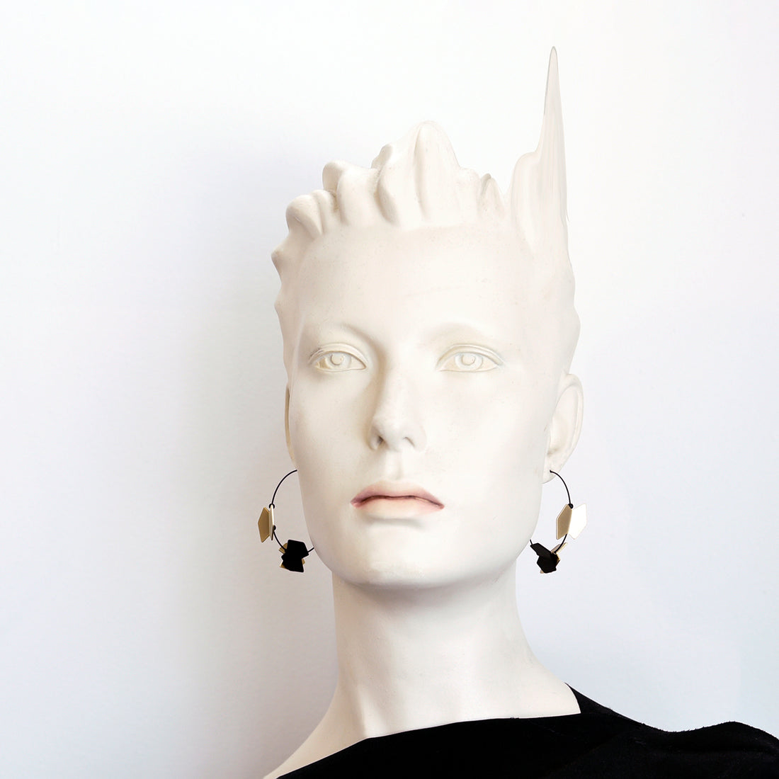 Leslie Hoop Earrings