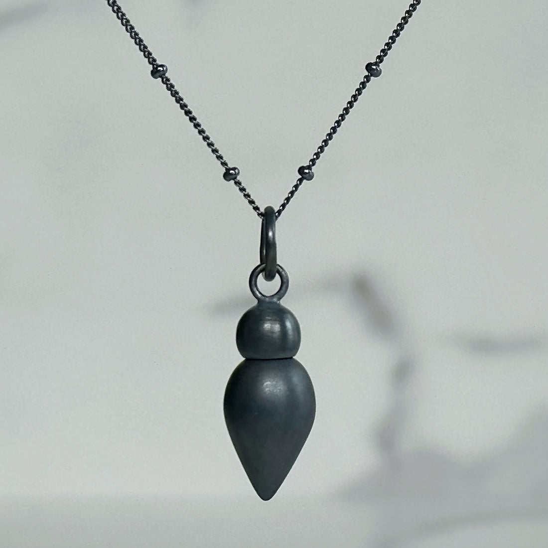 Hematitie Drop Necklace