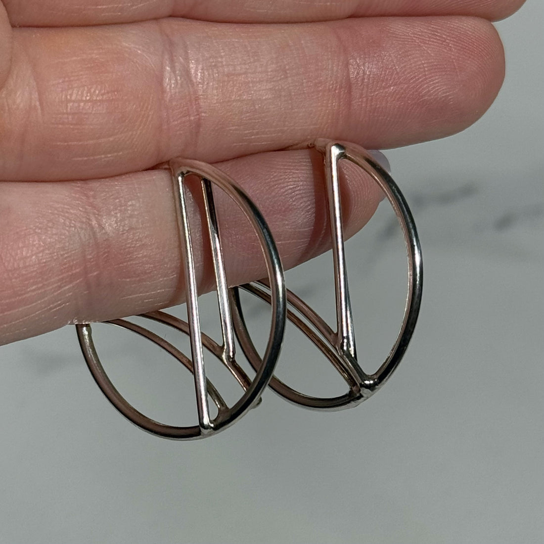 Medium Round Hoops