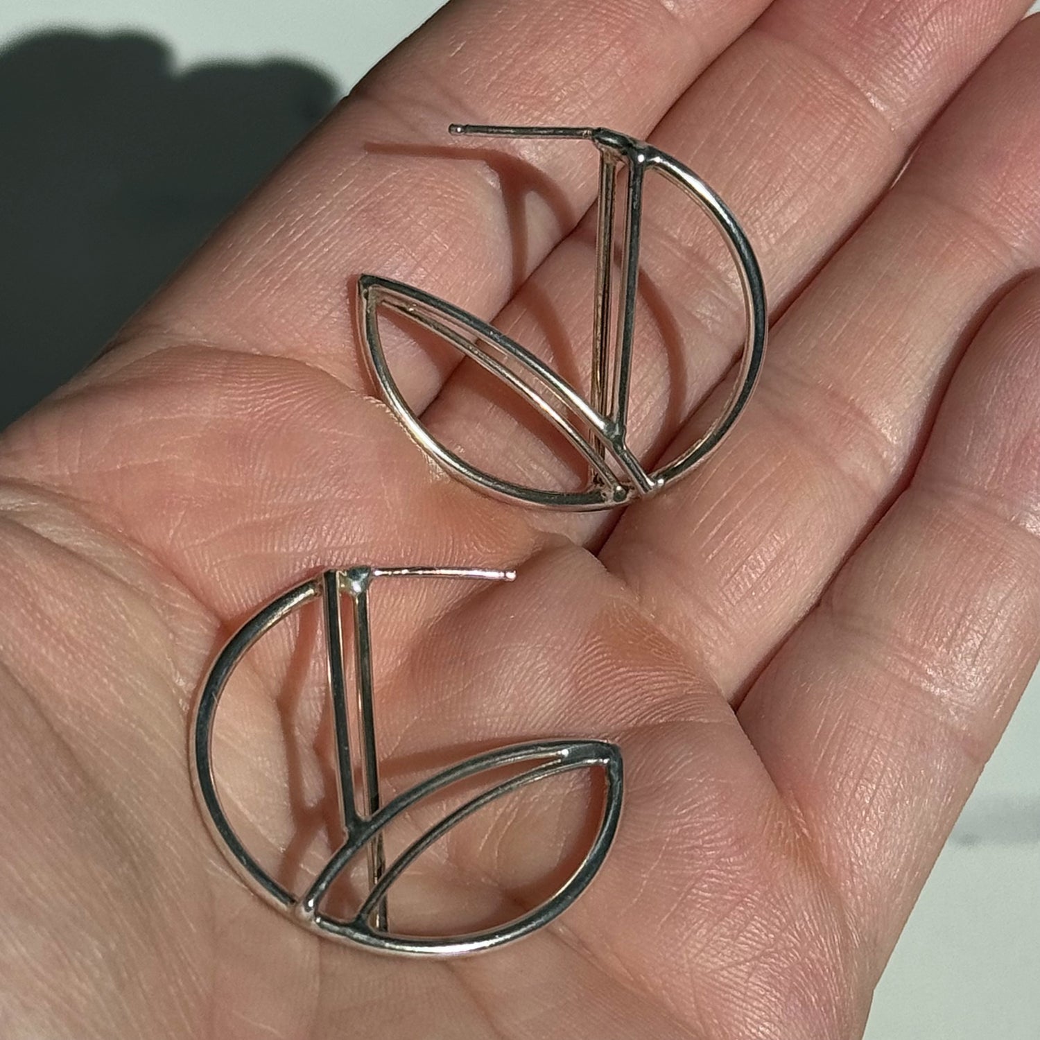 Medium Round Hoops