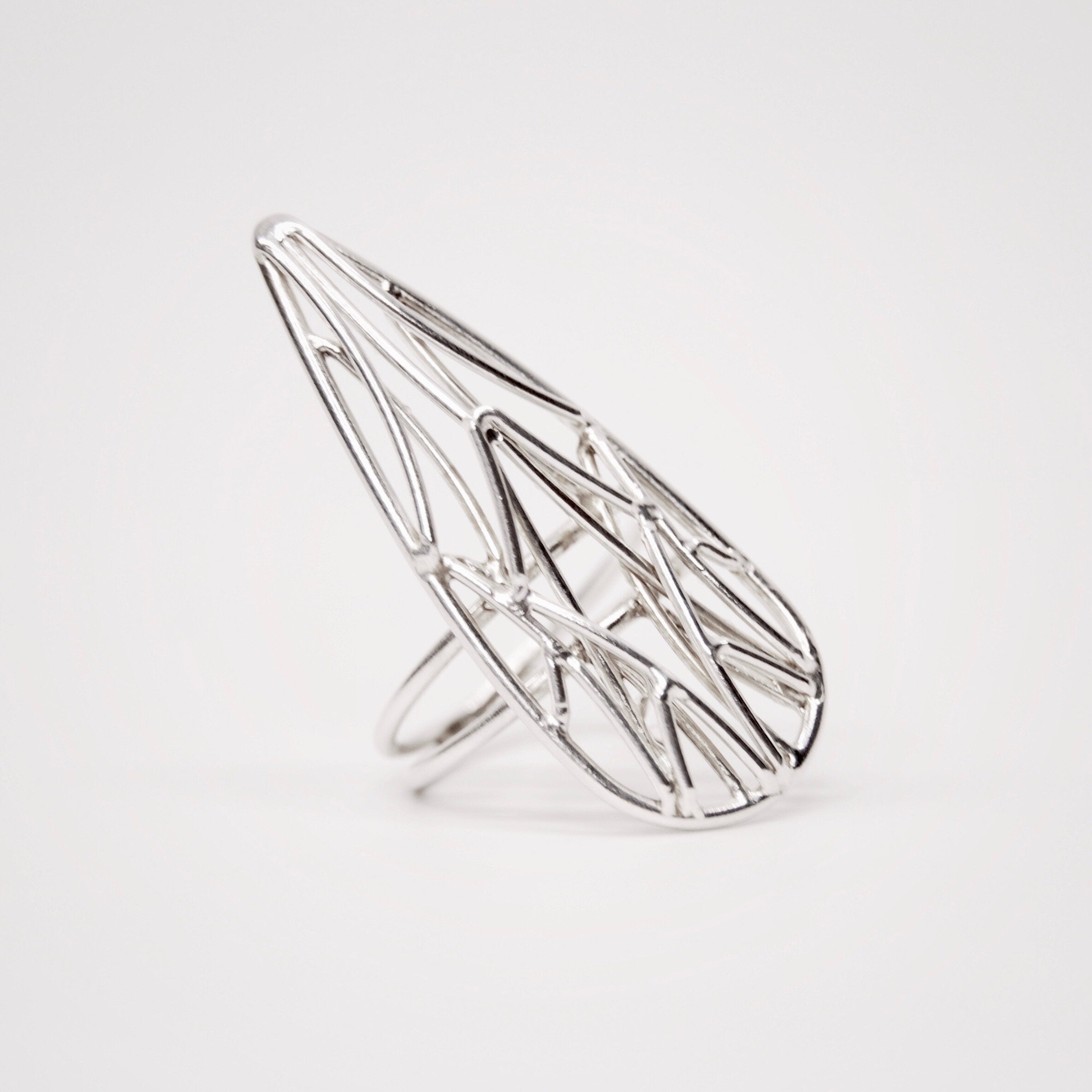 Medium Teardrop Openwork Ring