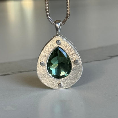 Prasiolite Strata Pendant