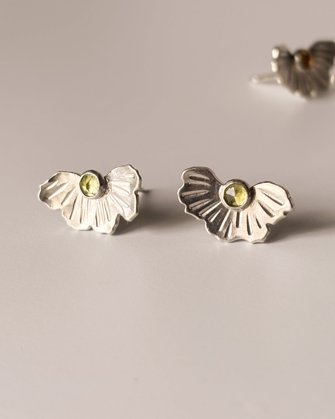Small Coreopsis Fan Earrings with Peridot