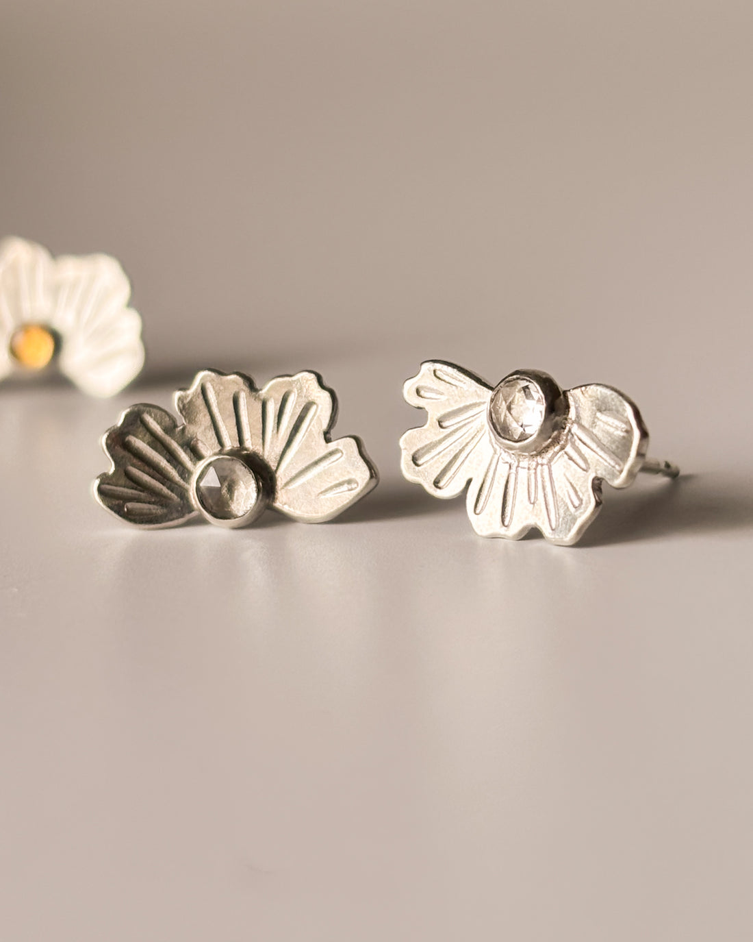 Small Coreopsis Fan Earrings with White Topaz
