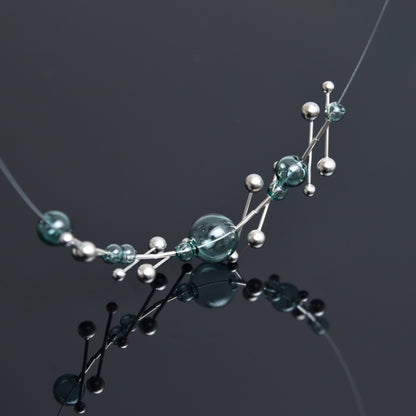 Vevé Necklace