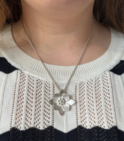 Cornus Flower Pendant